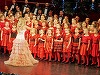 Protest al copiilor şi părinţilor la Opera Naţională din Iaşi, după concedierea dirijoarei corului Juniorii Operei