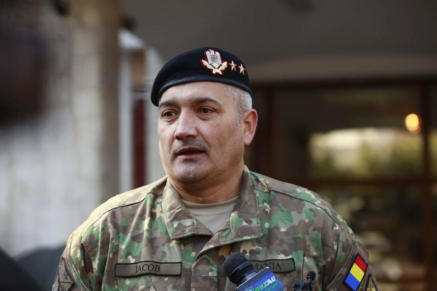 Schimbare de comandă la Divizia 2 Infanterie Getica: generalul Gheorghiţă Vlad i-a predat ştafeta generalului Dragoş Iacob