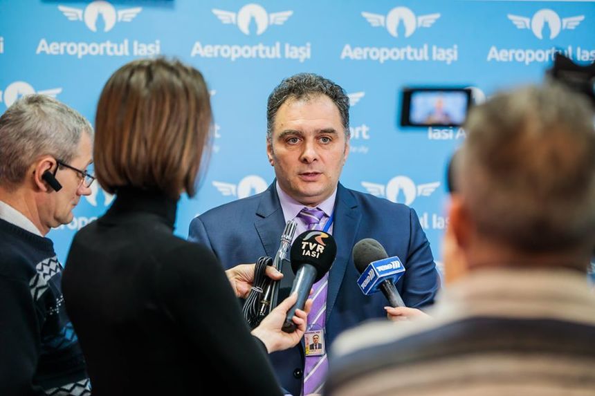 Şeful Aeroportului Iaşi cere închiderea spaţiului aerian al României: Este imposibil să luptăm cu coronavirusul. Oamenii nu declară de unde vin, iar riscul este mare

