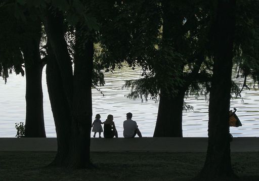 Ministerul Mediului: În ultima săptămână, concentraţiile tuturor poluanţilor monitorizaţi în Bucureşti s-au situat mult sub valorile limită/ Luni, concentraţia de PM10 era apropiată de valorile înregistrate la staţiile amplasate în vârf de munte