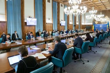 Guvernul rediscută OUG privind amânarea ratelor, pentru unele clarificări - Cîţu: Nu se aplică dobândă la dobândă, perioada pentru depunerea cererilor a fost prelungită, iar cei care doresc amânarea ratelor trebuie să fie cu creditele la zi