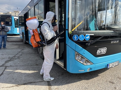 Numărul mijloacelor de transport din Bucureşti va fi redus cu până la 40% faţă de normal / STB: Nu va fi suspendată nicio linie