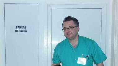 Carmen Uscatu îl acuză pe managerul Spitalului Fălticeni că vrea să cumpere, cu 332000 lei, un echipament pentru operaţii ortopedice, deşi e nevoie de mănuşi şi măşti: Cum e posibil să-ţi laşi medicii şi asistentele să moară şi tu să îţi iei navă spaţială