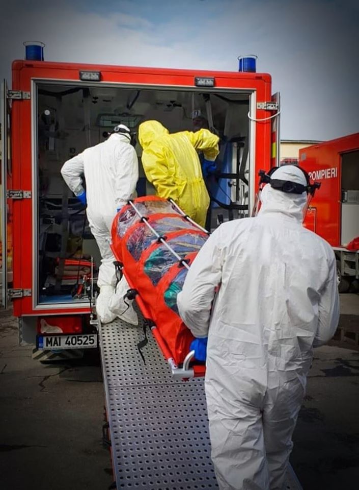 Buzău: Un bărbat revenit din Germania, care se afla într-un centru de carantină, a fost confirmat cu coronavirus