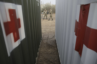 Trei corpuri de clădire ale Institutului Ana Aslan, refăcute pentru a răspunde circuitelor necesare funcţionării Spitalului Militar ROL 2/ Personalul militar care va deservi facilitatea nu va părăsi zona, urmând a locui acolo între 2 şi 4 săptămâni