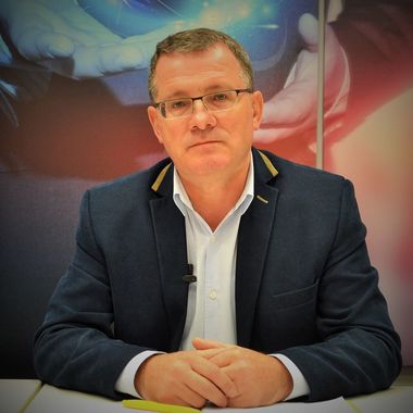 Oros: O să prindem chiar într-o ordonanţă militară obligativitatea deschiderii pieţelor cu asigurarea măsurilor de combatere a răspândirii virusului