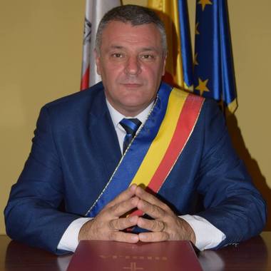 Primarul din Deva: Sunt aproximativ 100 de cadre medicale în Spitalul Judeţean care lucrează de 10 zile, 24 de ore din 24