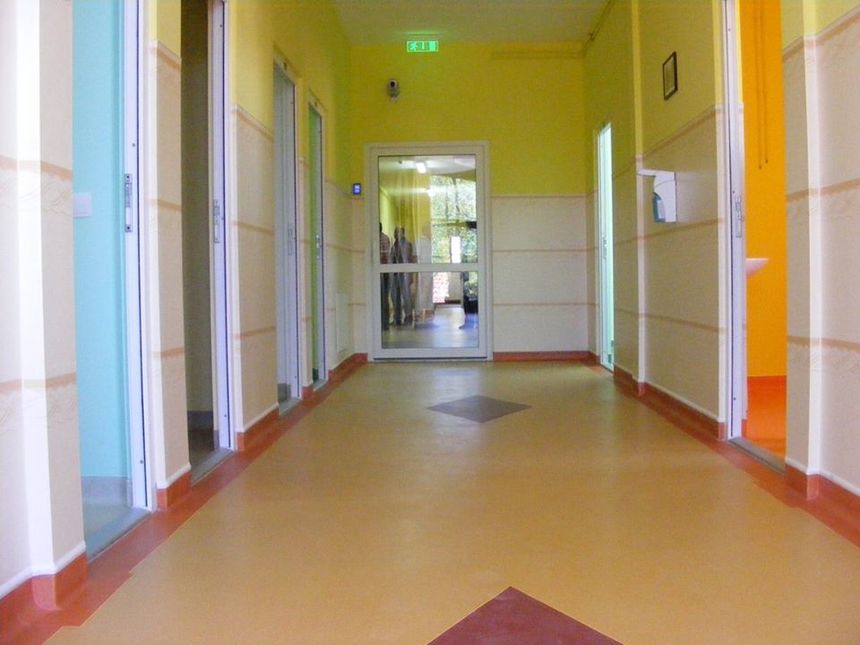 Opt copii internaţi în Spitalul de Pediatrie Sibiu, confirmaţi cu coronavirus