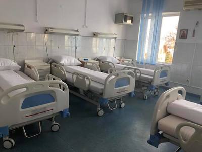Patru angajaţi ai Spitalului General CF Sibiu şi doi pacienţi, confirmaţi cu coronavirus / Unitatea medicală va fi închisă pentru dezinfecţie şi pentru testarea întregului personal