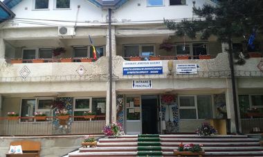 Suceava: Peste o sută de angajaţi şi beneficiari ai Centrului de Reabilitare şi Recuperare Neuropsihiatrică de la Costâna, confirmaţi cu coronavirus