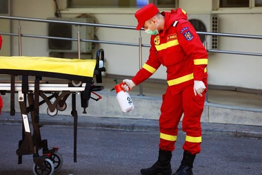 Olt: Ancheta epidemiologică de la fabrica de textile din Caracal a arătat că angajata unei firme din alt judeţ, care fusese închisă pentru cazuri de coronavirus, a mers în delegaţie acolo