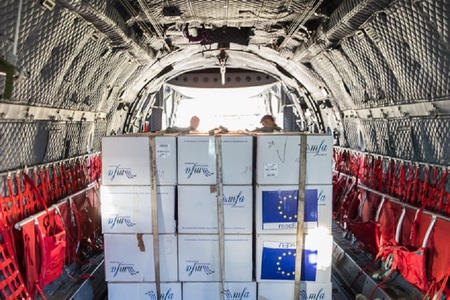 O aeronavă C-27J Spartan a Forţelor Aeriene Române care a plecat sâmbătă, spre Spania pentru transportarea a 90.000 de măşti de protecţie  a revenit la Bucureşti din cauza unor probleme tehnice