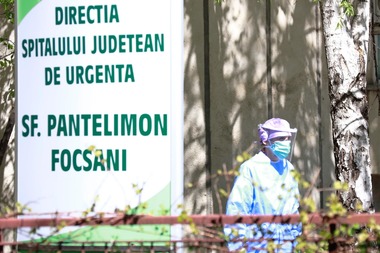 Echipa militară de la Spitalul Judeţean de Urgenţă ”Sf.Pantelimon” din Focşani şi-a încheiat misiunea