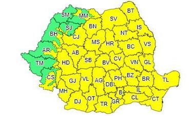 Cod galben de vânt puternic şi ploi torenţiale, marţi, în cea mai mare parte a ţării