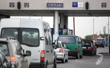 Poliţia de Frontieră: De joi dimineaţă, graniţa cu Ungaria va putea fi tranzitată prin zece puncte de frontieră