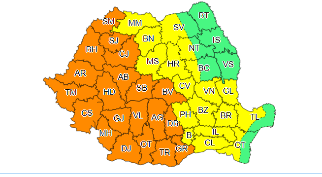 Avertizările de furtuni, prelungite - Cea mai mare parte a ţării este sub cod galben sau cod portocaliu până marţi dimineaţă/ Vor mai cădea precipitaţii care vor cumula 40 de litri pe metru pătrat, iar vântul va sufla şi cu 80 de kilometri la oră