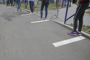 Inspectoratul Şcolar Bucureşti: 195 de elevi nu s-au prezentat la prima probă a Evaluării Naţionale
