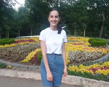 O singură elevă din Brăila a obţinut media 10 la Bacalaureat/ Ea îşi doreşte să devină profesor de Limba română