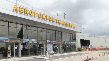 Zborurile regulate se reiau treptat pe Aeroportul din Timişoara: de marţi se zboară spre şi dinstre Londra şi Barcelona