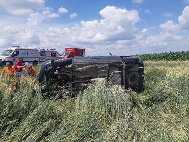 Covasna: 12 persoane, între care cinci copii, rănite într-un accident rutie/ Toate victimele sunt conştiente - FOTO
