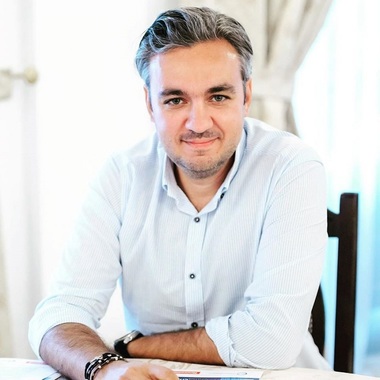 Constanţa - De la 1 august, turiştii şi localnicii trebuie să poarte mască în zonele aglomerate din staţiuni, între orele 18 şi 24 
