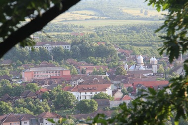 Patru sate din două comune din judeţul Arad intră în carantină din cauza numărului mare de persoane depistate cu COVID-19