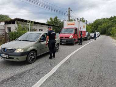 Două comune din judeţul Argeş au intrat în carantină 