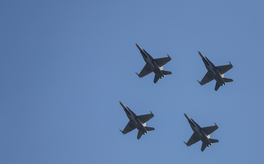 Avioane Hornet canadiene revin la Mihail Kogălniceanu pentru misiuni de Poliţie Aeriană 