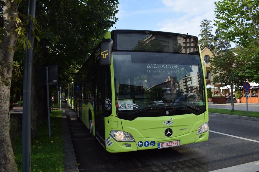 Autobuze hibrid, cumpărate din fonduri europene, vor fi puse în circulaţie în următoarele zile la Sinaia