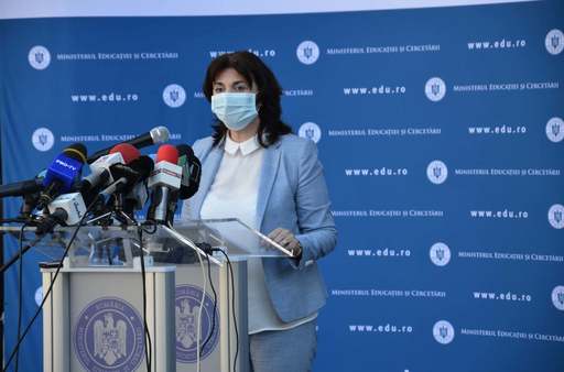 Anisie: Şcolile vor avea stoc de măşti, iar catalogul a fost eliminat în timpul cursurilor pentru a eficientiza timpul/ Zilnic vor fi videoconferinţe cu Inspectoratele Şcolare