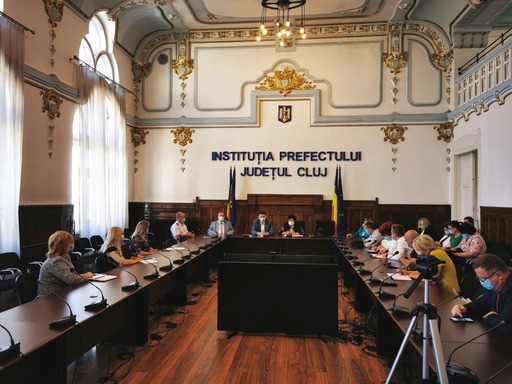 Şcoala dintr-o comună din Cluj trece la scenariul roşu, cursuri online, după ce incidenţa cumulată a cazurilor a crescut