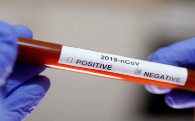 Învăţătoare de la un liceu din Timişoara, confirmată cu noul coronavirus; alte trei colege care au intrat în contact cu ea sunt în izolare/ Aproape 1.500 de elevi şi 150 de profesori au început şcoala online, în Timiş