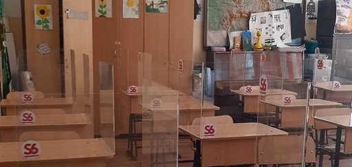 Şcoală din Buzău, trecută în scenariul roşu de funcţionare, după ce un profesor a fost confirmat cu noul coronavirus