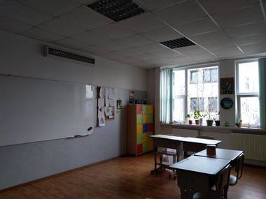 Patru elevi de la Şcoala 129 din Bucureşti, confirmaţi cu coronavirus/ Unitatea a trecut la cursuri online/ Două cadre didactice de la două unităţi, de asemenea cu rezultate pozitive ale testelor