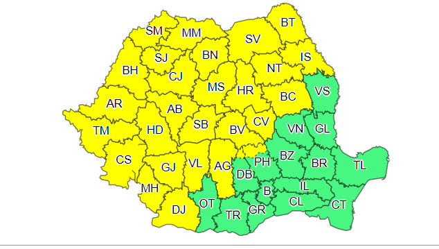 Cod galben de instabilitate atmosferică în cea mai mare parte a ţării, până marţi seară