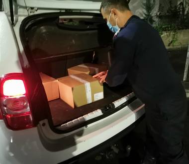 O nouă tranşă de Remdesivir a sosit la Spitalul de Boli Infecţioase din Timişoara. Cele 100 de doze au fost aduse de un echipaj ISU