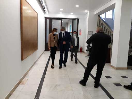 Marcel Vela: Poliţia Animalelor va avea 488 de angajaţi şi 88 de medici veterinari, va avea structuri în toate judeţele, dar şi autoutilitare