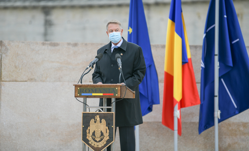 Iohannis, de Ziua Armatei Române: Implicarea Armatei în acest efort naţional, încă de la debutul pandemiei de COVID-19, a fost exemplară - FOTO