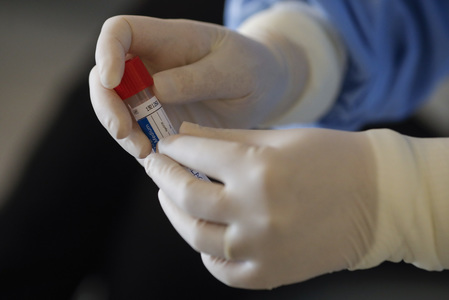 Aproape 160 de elevi, profesori şi alţi angajaţi din învăţământ, infectaţi cu COVID-19, internaţi în spitalele din Timiş/ Peste 200 de şcoli din judeţ funcţionează în scenariul roşu