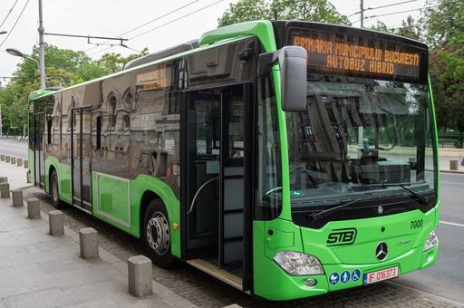 Nicuşor Dan anunţă că va fi implementat un bilet unic pentru transportul în comun din Capitală şi susţine că nu vrea preluarea metroului la Primăria Generală