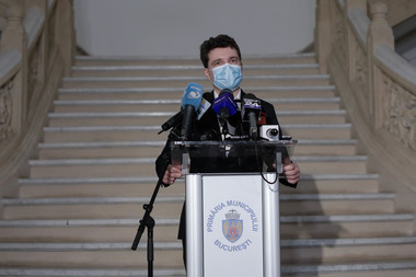 Nicuşor Dan: Nu luăm în calcul în momentul acesta carantinarea Bucureştiului/ Primarul general afirmă că, dacă vor exista focare pe anumite străzi, se va putea impune carantinarea locală