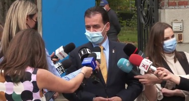 Orban, noi precizări despre Revelion: Am văzut semi-fake news-ul care a fost distribuit. Întrebat despre petreceri private am spus că, dacă se menţine actualul nivel al infectărilor, cel mai probabil este posibil să nu fie permise