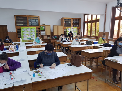 Anchete epidemiologice realizate cu voluntari de la cabinetele medicale şcolare şi cursanţi ai unei şcoli postliceale sanitare, în Hunedoara