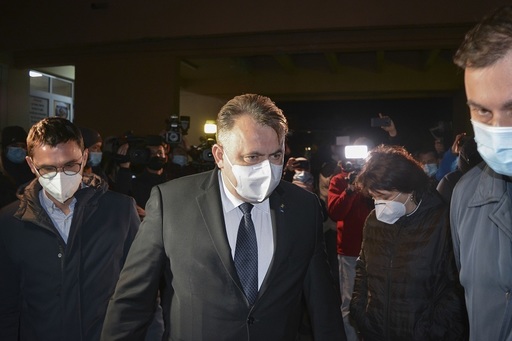 Tătaru, întrebat dacă se simte vinovat pentru ce s-a întâmplat la Neamţ: Pentru situaţia de peste 30 de ani şi pentru autorităţile locale şi neimplicare cred că suntem vinovaţi toţi din această ţară 