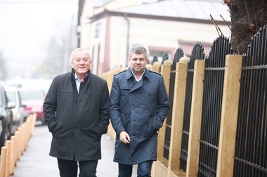 PSD Buzău vrea să dea burse elevilor cu note de 7 şi 8 - Primar: Degeaba dai o bursă unui elev de 10 când 70-80% sunt mediocri sau submediocri 