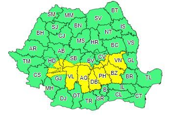 Codul galben de ploi emis pentru nordul Olteniei şi al Munteniei, sud-vestul Moldovei, respectiv de ninsori abundente şi viscol în Carpaţii Meridionali şi de Curbură, prelungit