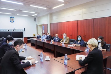 Turcan, după discuţiile cu reprezentanţii HoReCa: Pentru a sprijini în continuare angajaţii şi angajatorii din sectoarele cele mai vulnerabile, am decis să prelungim măsurile active pe care le-am aplicat anul trecut 