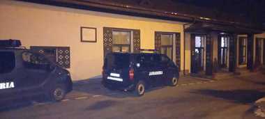 Argeş: Amenzi date de jandarmi patronului unui restaurant care a organizat o petrecere şi unui bărbat care a ieşit din carantină pentru a-şi înnoi paşaportul