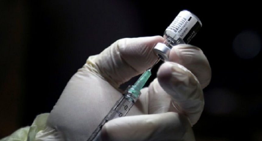 Galaţi: Zeci de persoane programate să fie vaccinate împotriva COVID-19 joi, anunţate să nu se mai prezinte întrucât nu mai sunt doze
