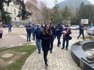 Energeticienii de la Termocentrala Mintia, în audienţă la prefectul judeţului Hunedoara. Discuţii despre restanţele salariale şi stabilirea unui program de reorganizare a Complexului Energetic - FOTO
